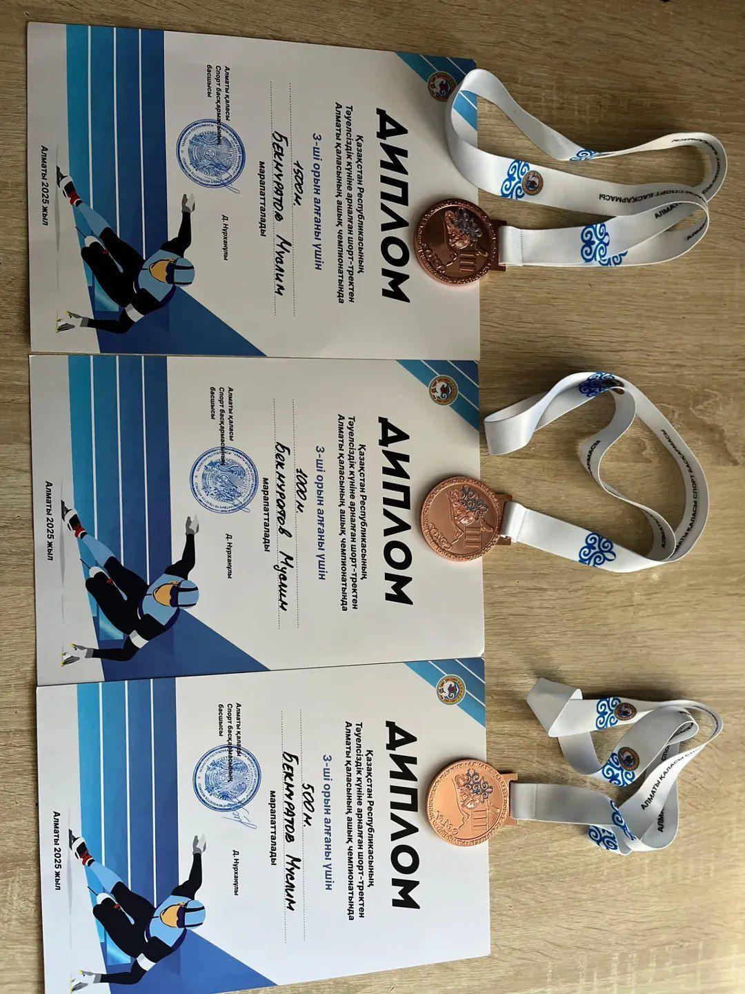 №158 ЖББМ 8 «А» сынып оқушысы Бекмуратов Муслим 3 дистанция бойынша жүлделі III орынға ие болды!